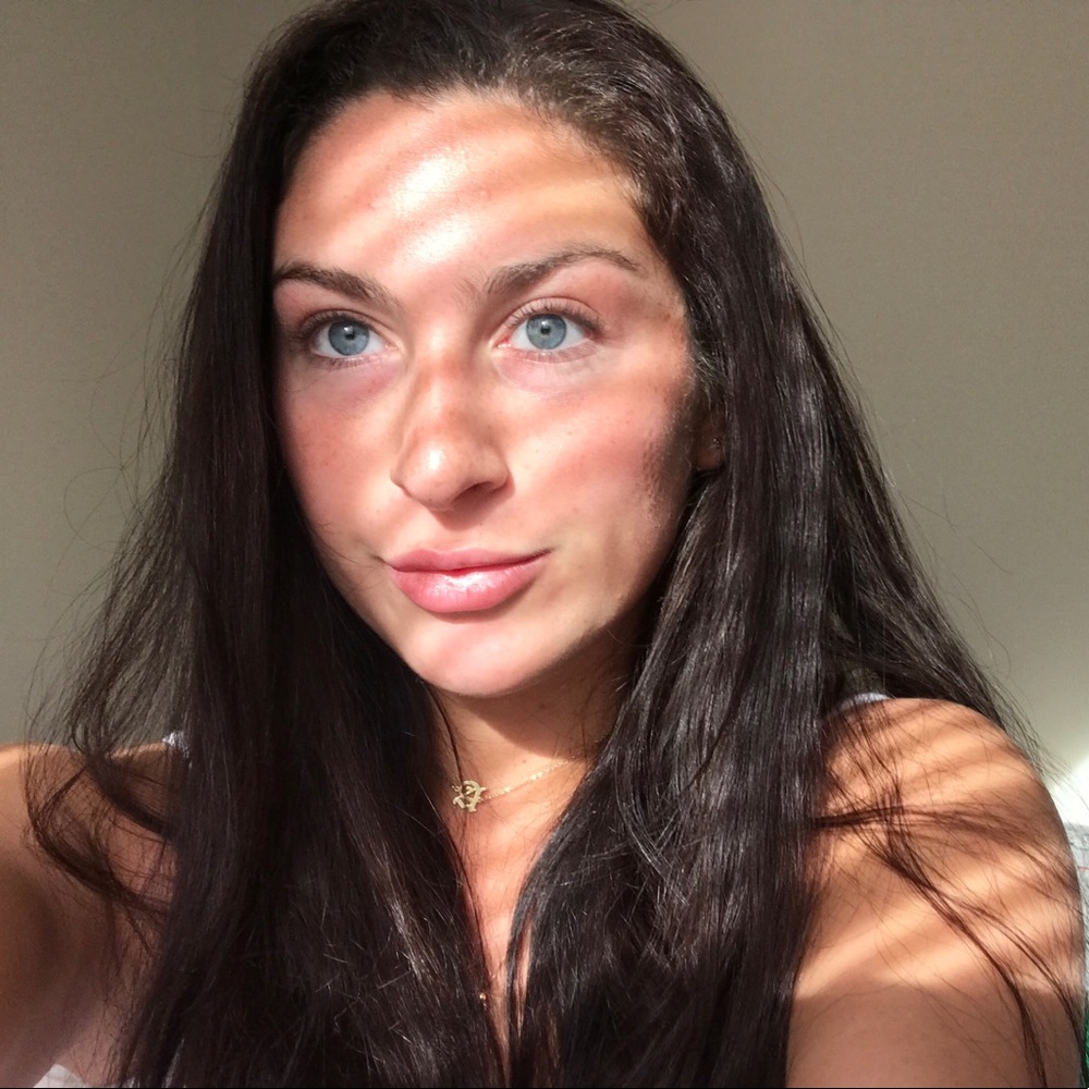 Meet your Posher, Alexandra